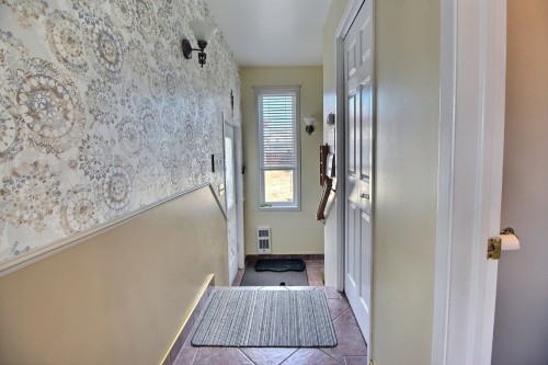 Hall d'entrée/Vestibule - 781 Av. Létourneau, Amos, QC -  Photo Showing Other Room