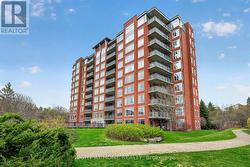 307 - 136 DARLINGTON PRIVATE  Ottawa, ON K1V 0X6