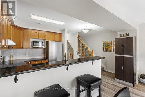 175 Windswept Private, Ottawa, ON - Indoor Photo Showing Kitchen