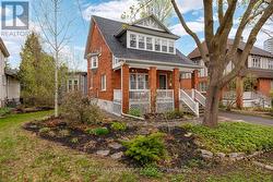 474 BRIERWOOD AVENUE  Ottawa, ON K2A 2H3