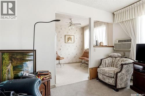 9 26 Shaw Street, Regina, SK - Indoor