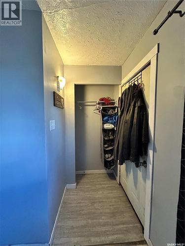 922 Garnet Street, Regina, SK - Indoor With Storage