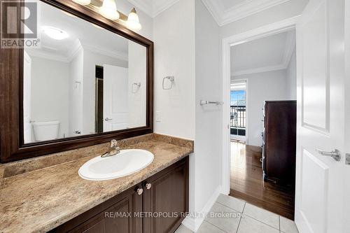 115 Pelee Avenue, Vaughan, ON - Indoor Photo Showing Bathroom
