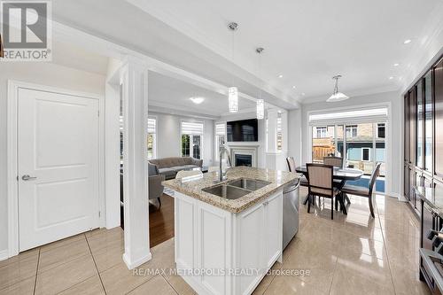 115 Pelee Avenue, Vaughan, ON - Indoor Photo Showing Kitchen With Double Sink With Upgraded Kitchen