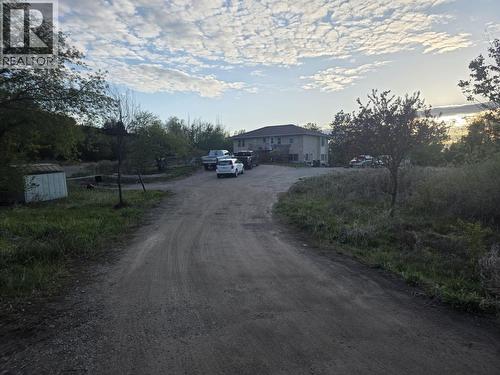 1775 Swainson Road, Kelowna, BC - Outdoor