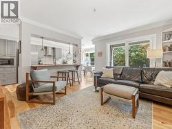 103 2110 YORK AVENUE  Vancouver, BC V6K 1C3