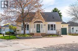 195 SILVERBIRCH Boulevard  Glanbrook, ON L0R 1W0