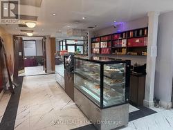 6430 ERIN MILLS PARKWAY  Mississauga, ON L5N 3P3