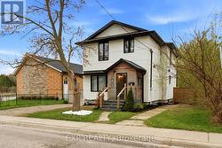 200 MADISON AVENUE S  Kitchener, ON N2G 3M8