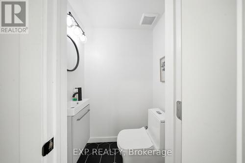 200 Madison Avenue S, Kitchener, ON -  Photo Showing Other Room