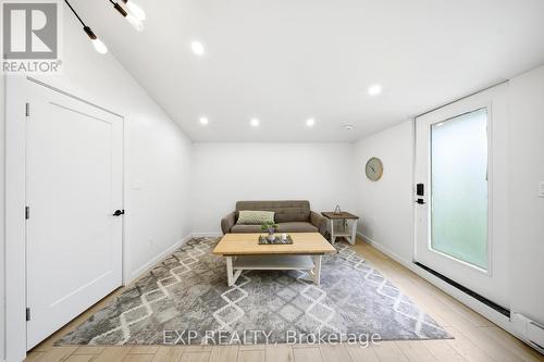 200 Madison Avenue S, Kitchener, ON - Indoor