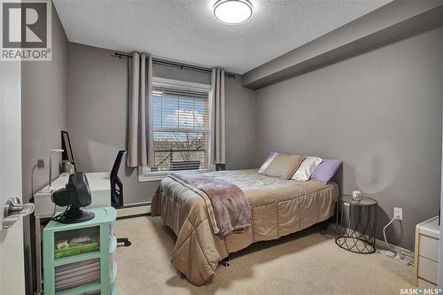 B207 103 Wellman Crescent, Saskatoon, SK - Indoor Photo Showing Bedroom