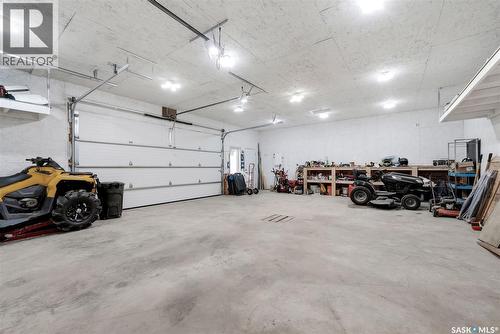 221 Alfred Crescent, Saskatchewan Beach, SK - Indoor Photo Showing Garage