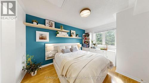 111 - 55 Bristol Road E, Mississauga, ON - Indoor Photo Showing Bedroom