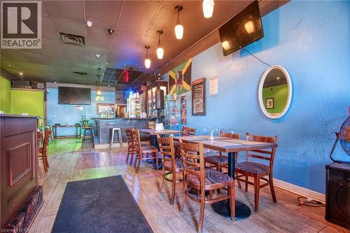 660 King Street E, Cambridge, ON - Indoor