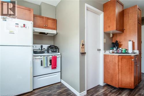 660 King Street E, Cambridge, ON - Indoor Photo Showing Kitchen