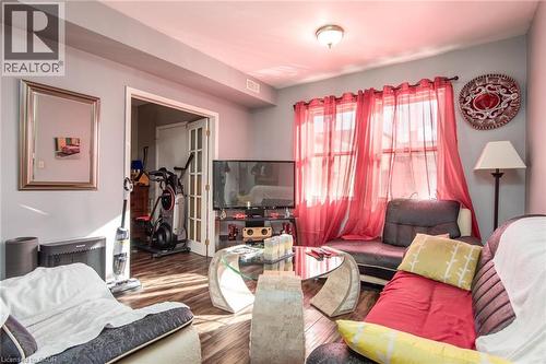 660 King Street E, Cambridge, ON - Indoor Photo Showing Other Room