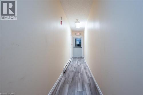 660 King Street E, Cambridge, ON - Indoor Photo Showing Other Room