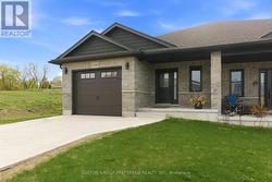236 BEECH STREET Central Huron (Clinton), ON N0M 1L0
