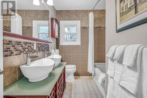 1 Old Sunset Boulevard, Ottawa, ON - Indoor Photo Showing Bathroom