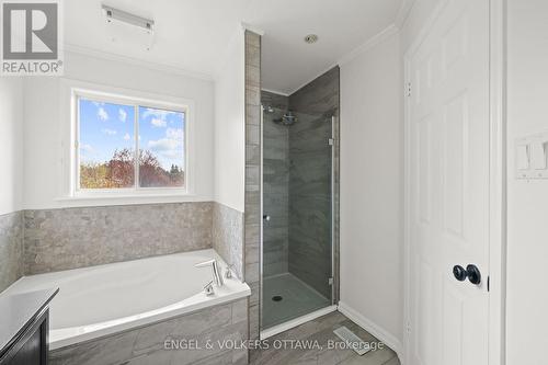 5 Kimberwick Crescent, Ottawa, ON - Indoor Photo Showing Bathroom