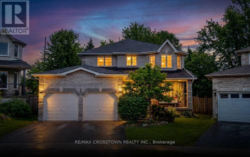 18 STONEYBROOK CRESCENT  Barrie, ON L4N 0A5