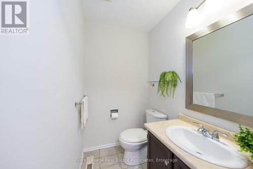 6763 Dolmage Court, Mississauga, ON - Indoor Photo Showing Bathroom