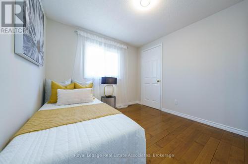 6763 Dolmage Court, Mississauga, ON - Indoor Photo Showing Bedroom