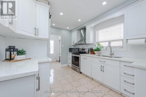13 Cumberland Drive, Brampton, ON - Indoor Photo Showing Kitchen With Double Sink