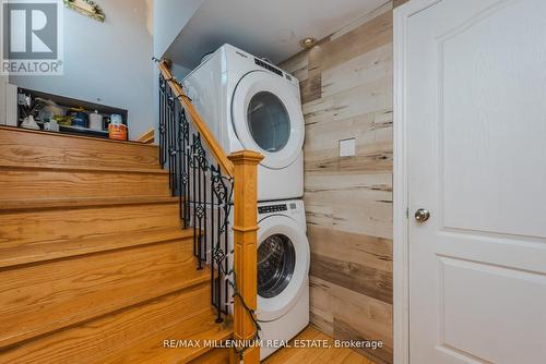 13 Cumberland Drive, Brampton, ON - Indoor Photo Showing Laundry Room