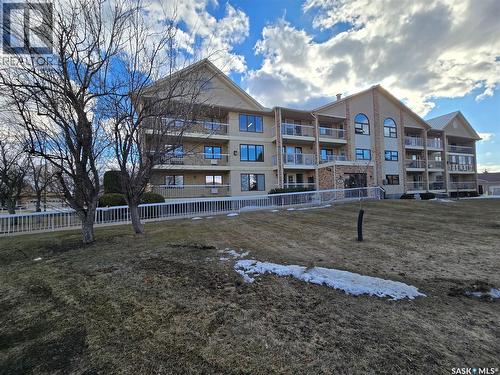 103 27 Erichsen PLACE  Yorkton, SK S3N 3Z6