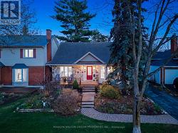 16 AVENUE ROAD  Ottawa, ON K1S 0N9