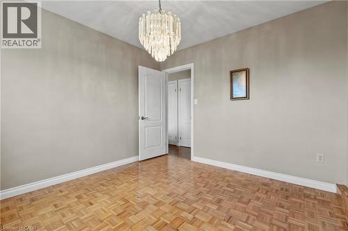 14 Indian Crescent, Hamilton, ON - Indoor Photo Showing Other Room