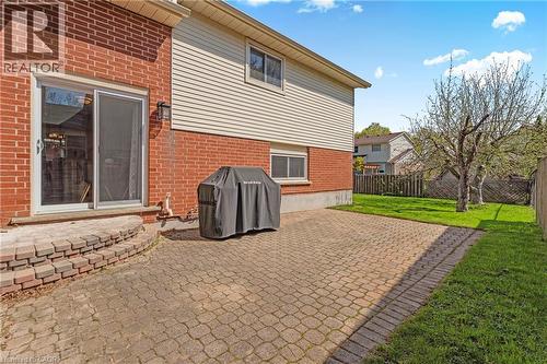 484 Hunterswood Court, Waterloo, ON - Outdoor With Exterior