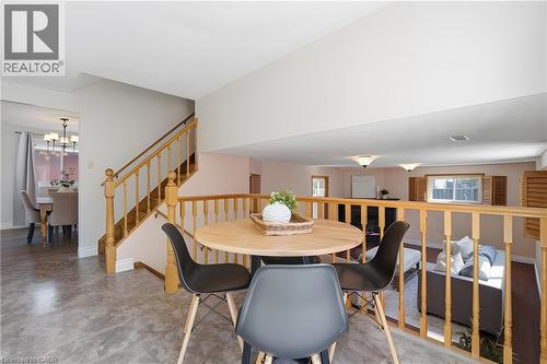 484 Hunterswood Court, Waterloo, ON - Indoor Photo Showing Dining Room
