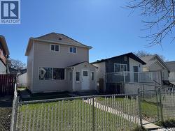 318 H AVENUE S  Saskatoon, SK S7M 1W3