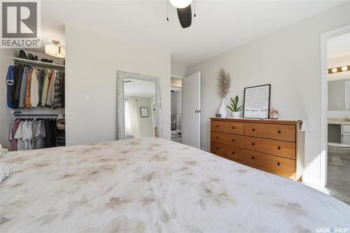 615 Kingsmere Boulevard, Saskatoon, SK - Indoor Photo Showing Bedroom