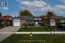7 BERKHAM ROAD Toronto, ON M1H 2T1