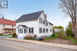 3242 AVONMORE MAIN STREET  North Stormont, ON K0C 1C0