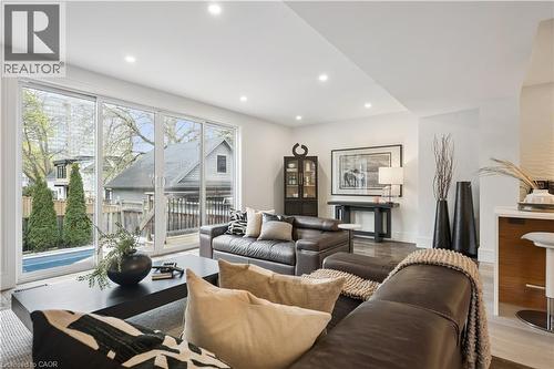 518 Hager Avenue, Burlington, ON - Indoor Photo Showing Living Room