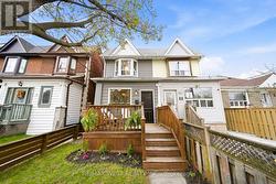 5 NORVAL STREET Toronto, ON M6N 3Z1