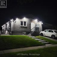 474 PHILLIP MURRAY AVENUE Oshawa (Lakeview), ON L1J 1H5
