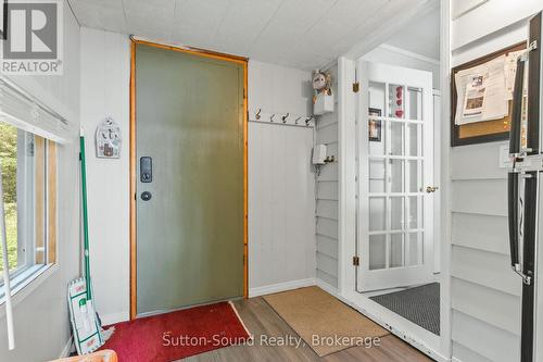 606 Mallory Beach Road, South Bruce Peninsula, ON - Indoor Photo Showing Other Room