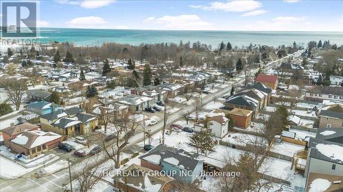 692 West Shore Boulevard, Pickering, ON 