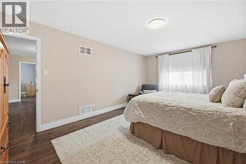 314 Lakeview Avenue, Burlington, ON - Indoor Photo Showing Bedroom