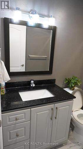 6 - 93 Hansen Road N, Brampton (Madoc), ON - Indoor Photo Showing Bathroom