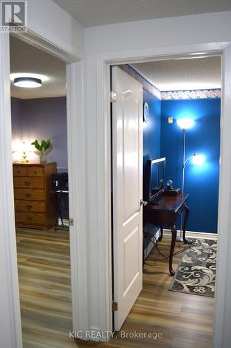 6 - 93 Hansen Road N, Brampton (Madoc), ON - Indoor