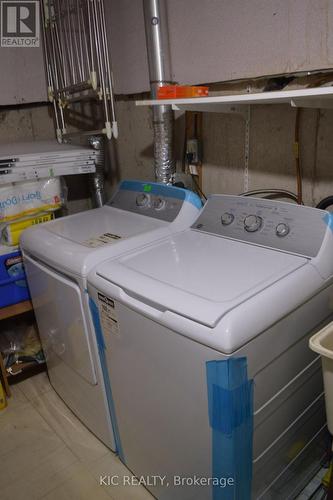 6 - 93 Hansen Road N, Brampton (Madoc), ON - Indoor Photo Showing Laundry Room