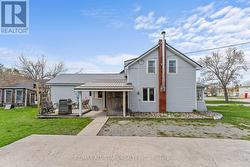 39 FRANCIS STREET W Kawartha Lakes (Fenelon Falls), ON K0M 1N0