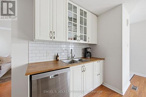 150 Forward Avenue, Ottawa, ON - Indoor Photo Showing Kitchen With Double Sink
